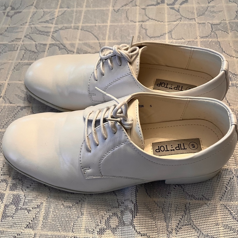 Tip Top Kids Sonoma White Matte Tuxedo Shoes - Picture 2 of 4